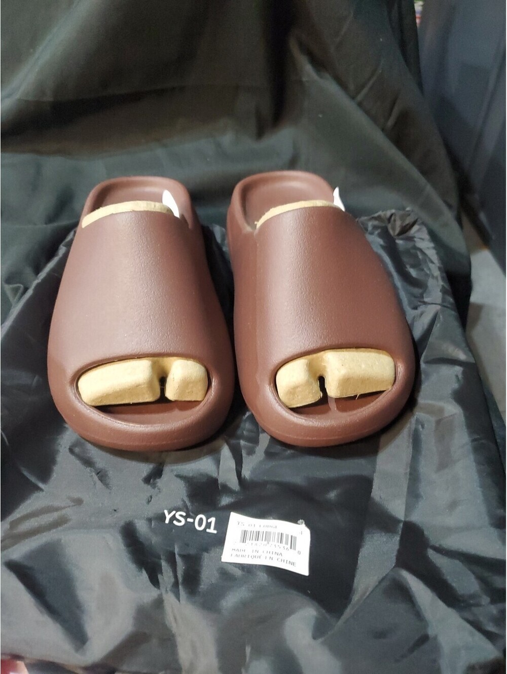 Yeezy Slide Fudge Brown YS-01 EVA Foam Minimalist Slip On Sandals Men’s Sz.4 NEW